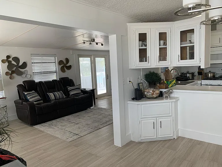 55 Boca Chica Rd #105 — Photo 24