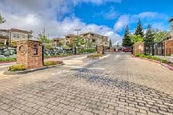 700 Moon Cir #Z — Photo 8