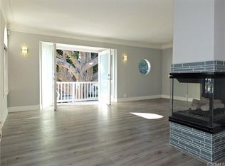 16 Loma Ave, Long Beach, CA 90803