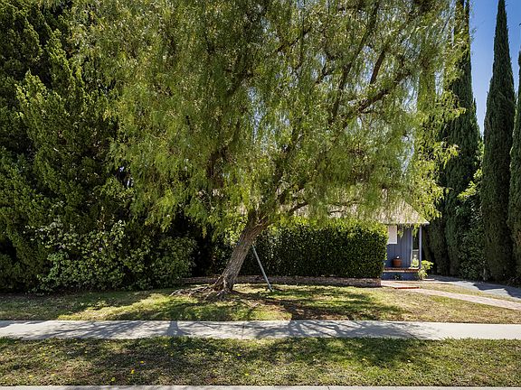 4th image of 5106 Ranchito Ave