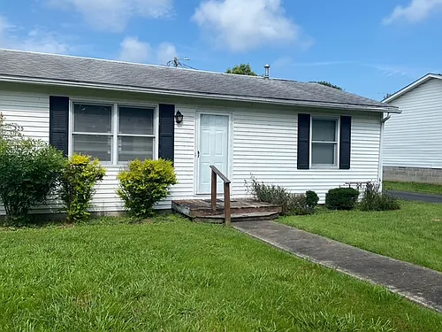 321 Poplar St #325-B Photo 1