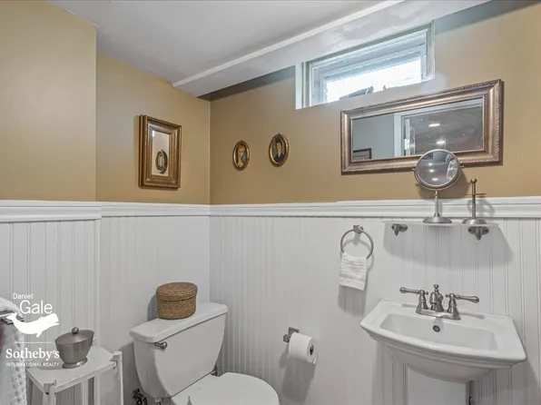 23 Whitson Street image 33 of 40