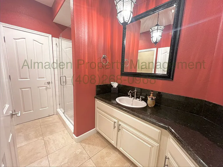 7000 Sterling Gate Ct — Photo 16