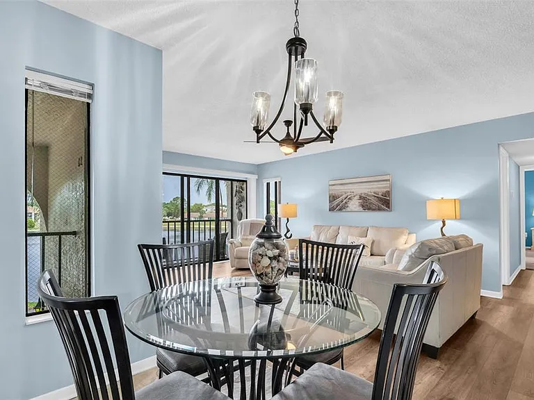 2523 Pine Ridge Way S #C2 — Photo 10