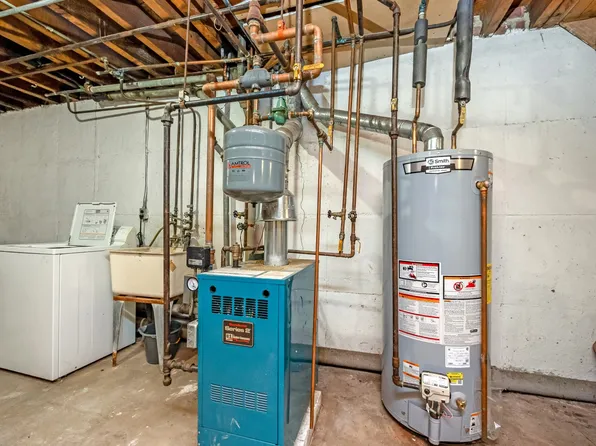 69-06 66th Road image 19 of 27