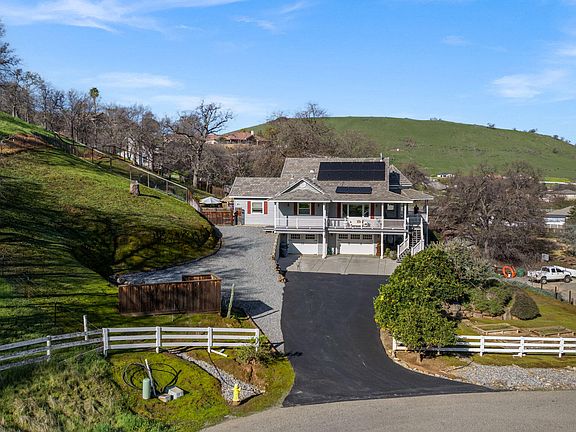 2nd image of 16481 Bonner Drive