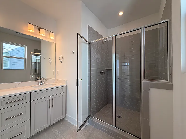 1344 Hamilton St — Photo 19
