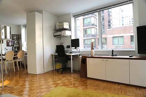 Rented by Owner | media 10