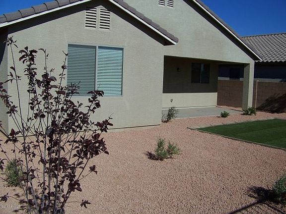 3rd image of 1241 W Stephanie Ln