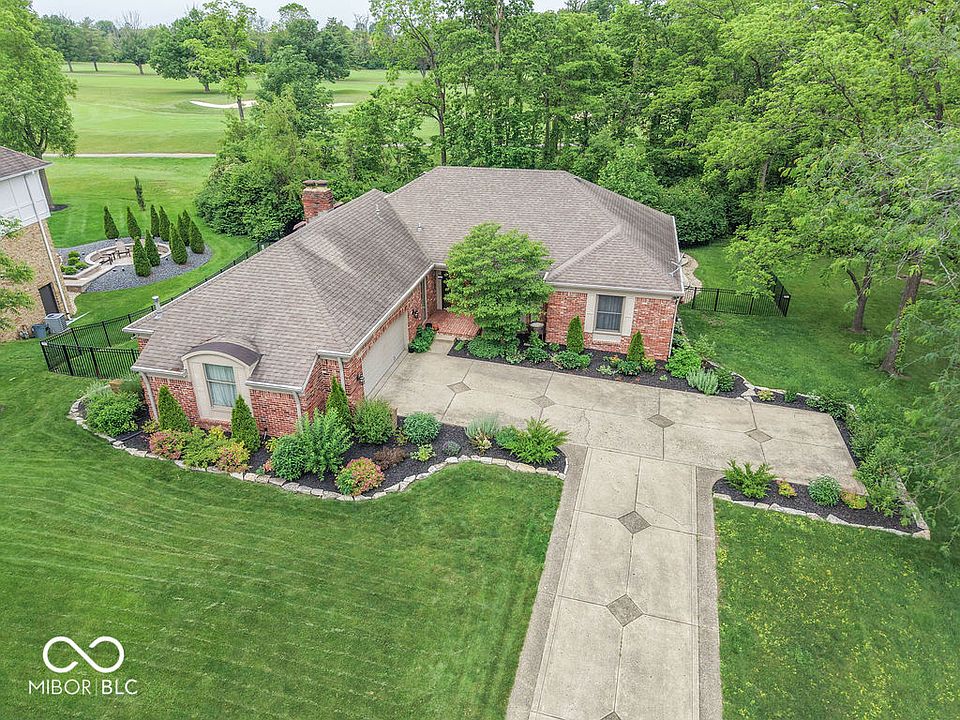 1st image of 2280 Woodsway Dr