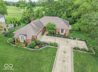 2280 Woodsway Dr, Greenwood, IN 46143