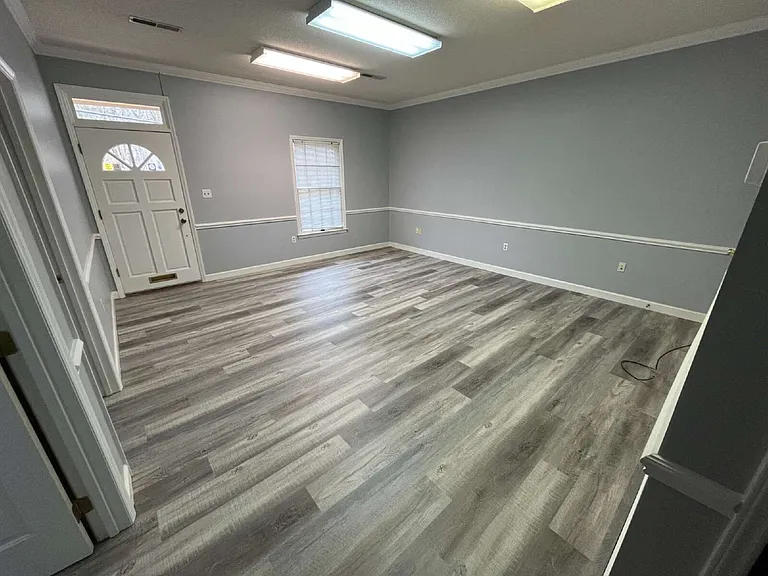 701 W Main St #H — Photo 3