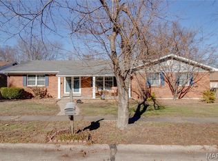 3933 Arbre Ln, Florissant, MO