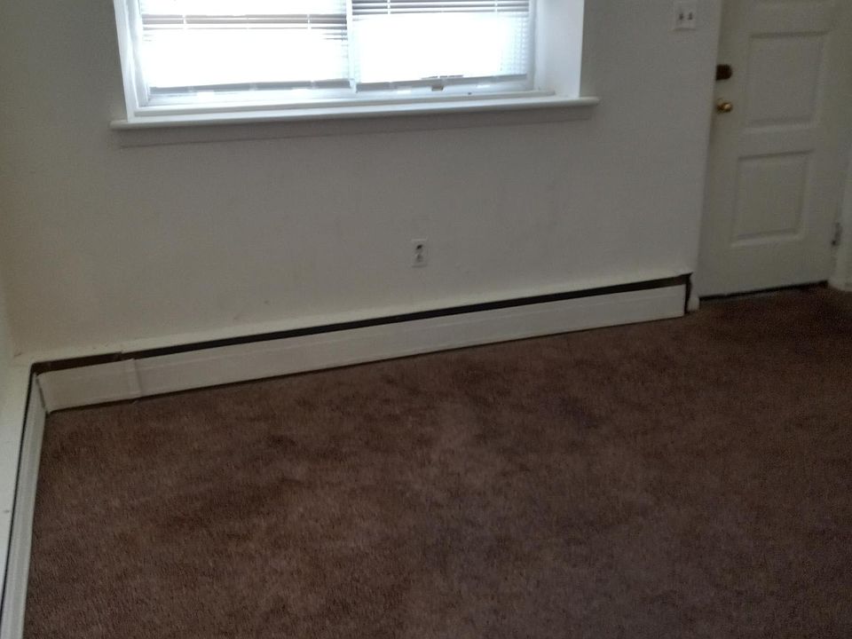 2nd image of 7712 Watson St