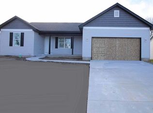 1215 Ranworth Dr, Godfrey, IL 62035