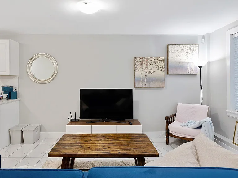 20XX Edinburgh St — Photo 20