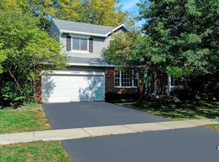 17930 W Hampshire Dr, Gurnee, IL 60031