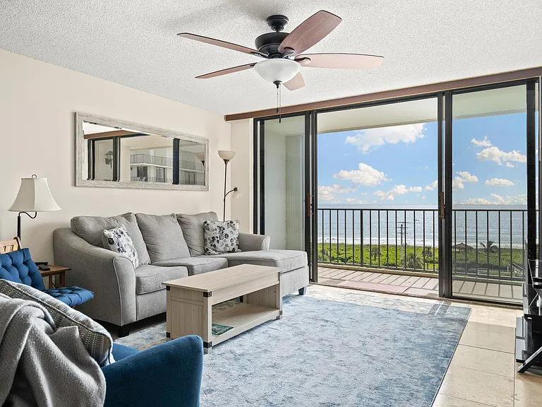 5061 N Highway A1A #705 — Photo 2