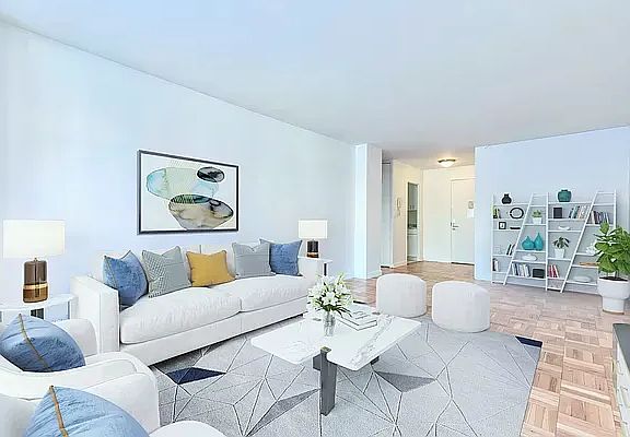 3rd image of 333 E 49th St APT 3F