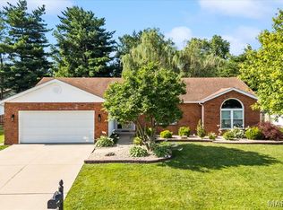 3862 Michael John Dr, Swansea, IL 62226