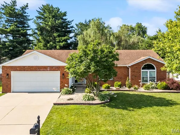 3862 Michael John Dr, Swansea, IL 62226
