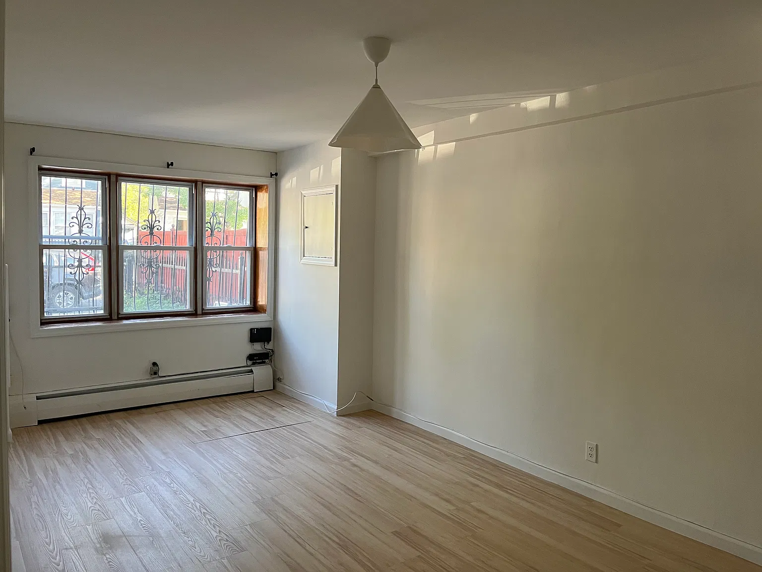 2 bed, $3,000 — Photo 2