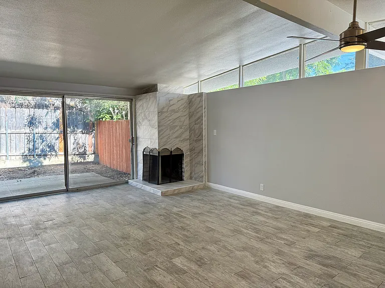 1113 Gravelia St — Photo 5