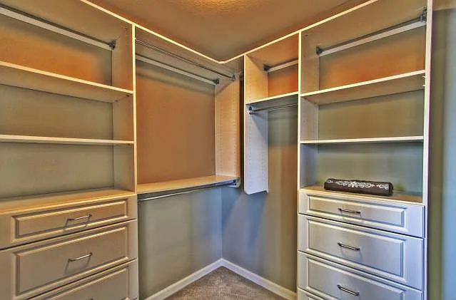 2691 Hutchings Dr — Photo 1