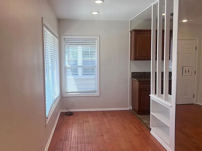 4717 E Ocean Blvd — Photo 5