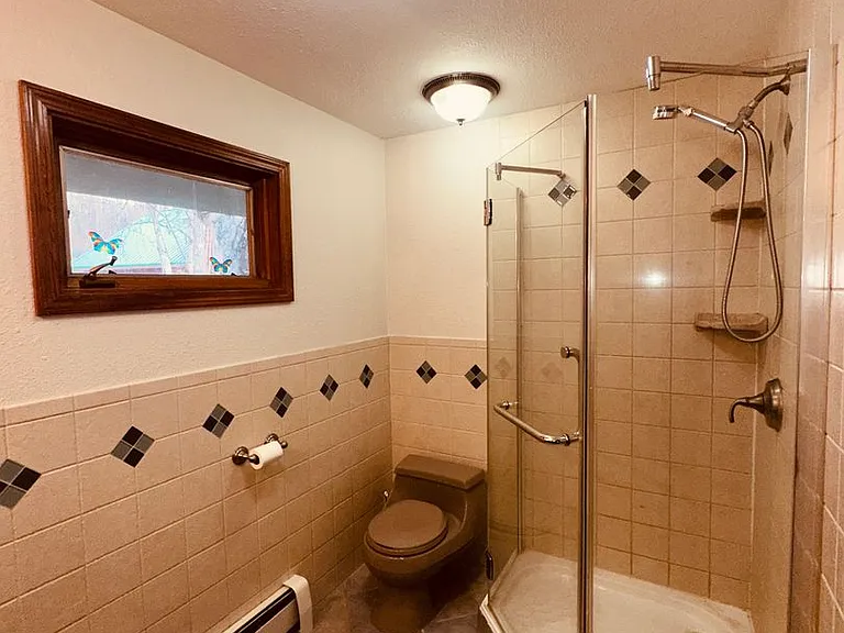 1051 N Northshore Dr #1 — Photo 10