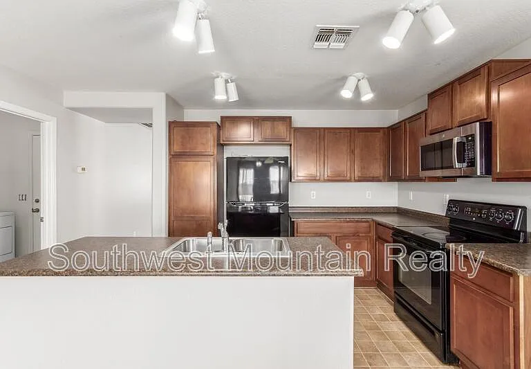 5179 E Silverbell Rd — Photo 14