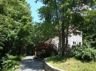 450 N Elting Corner Rd, Highland, NY 12528
