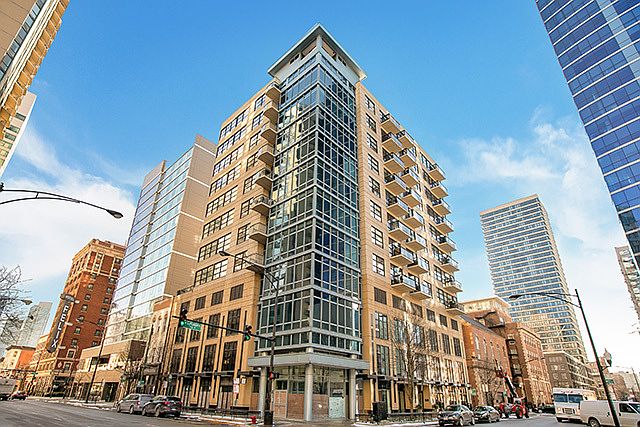 1st image of 101 W Superior St APT 506