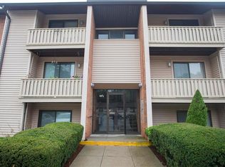 1141 Hartford Ave APT 8B, Johnston, RI 02919