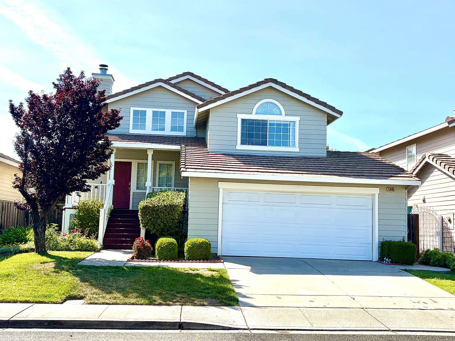 3 bed, 2.5 bath, 1422 sqft, $4,350 — Photo 1