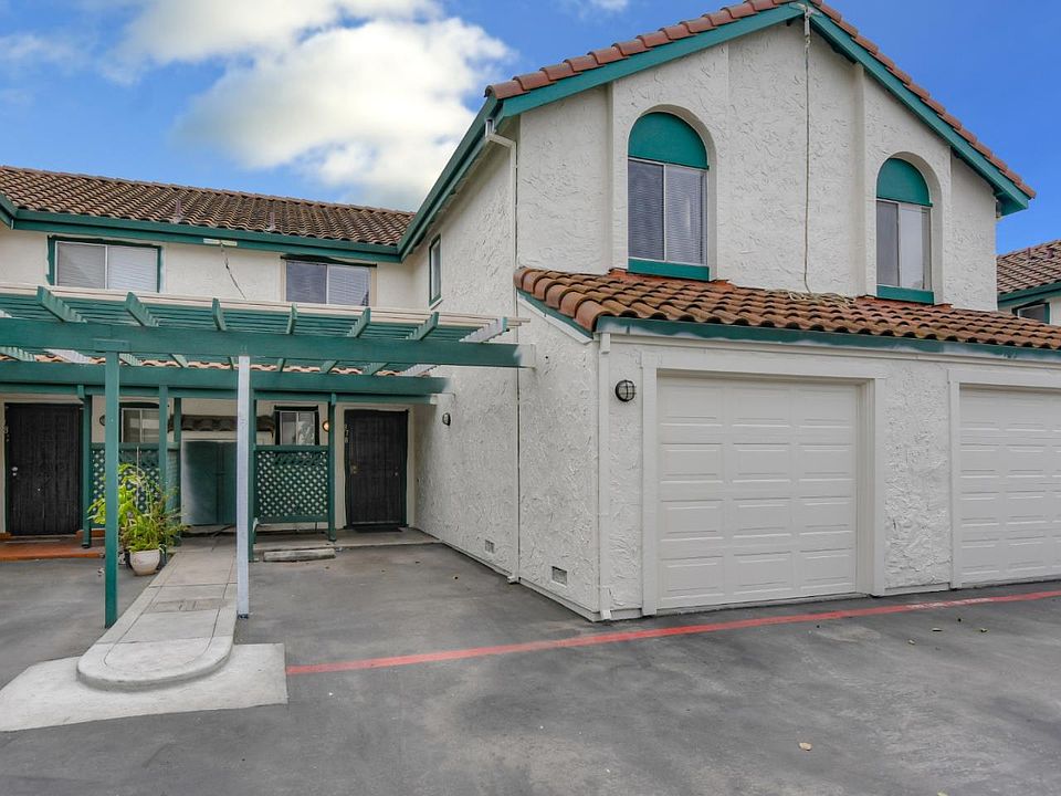 1st image of 378 Englert Ct
