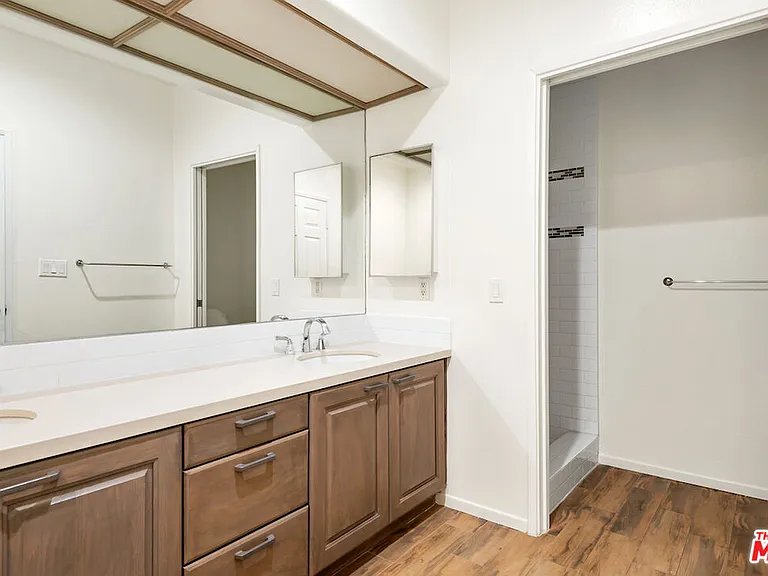 1800 Butler Ave #105 — Photo 22