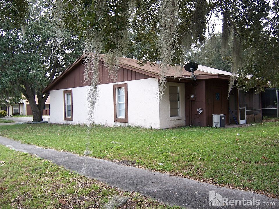 2nd image of 3012 Maybry Ln