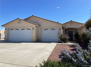 3910 E Snavely Ln, Kingman, AZ 86409