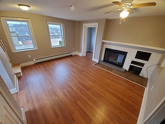 5th image of 47 Duane St APT 1