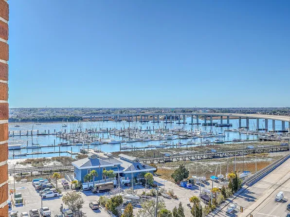 14 Lockwood Dr, Charleston, SC
