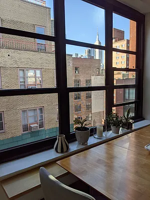 Sold by Redfin Real Estate | media 7