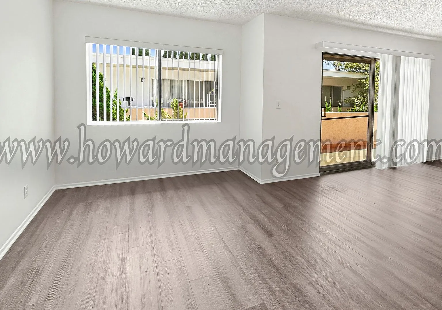 3637 Mentone — Photo 1