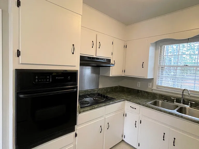 615 Austin Dr NW — Photo 7