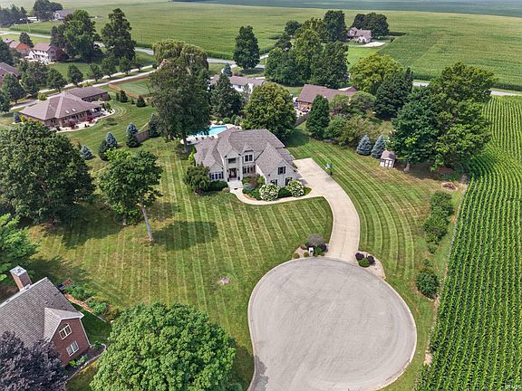 2nd image of 2873 White Oak Ct