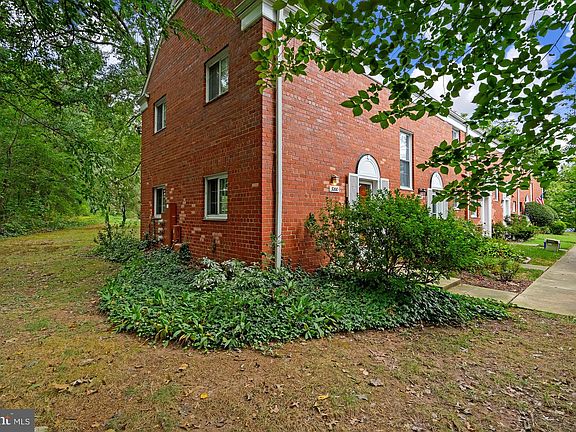 2nd image of 3200 Martha Custis Dr