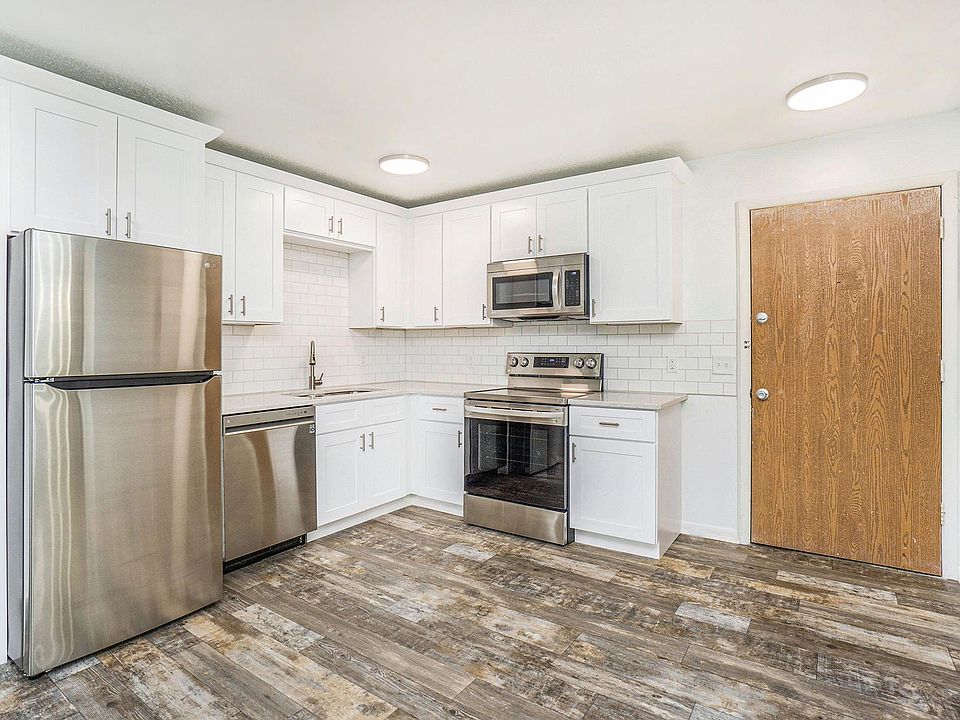 1st image of 105 N Kendall Ave APT 1P