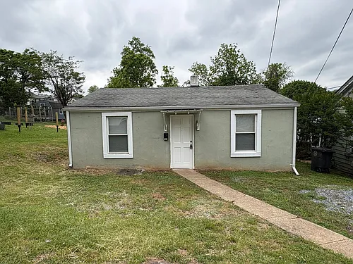 103 Willow St Photo 1