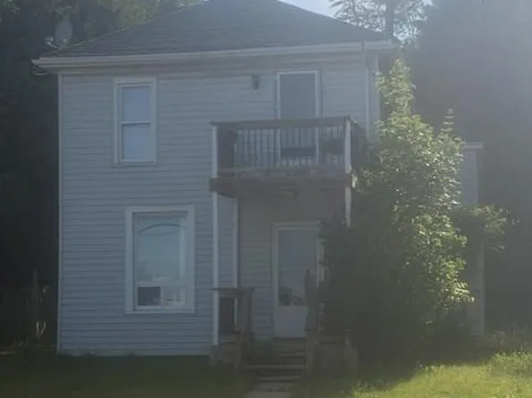 104 Queen St N, Norfolk County, ON N3Y 3Y4