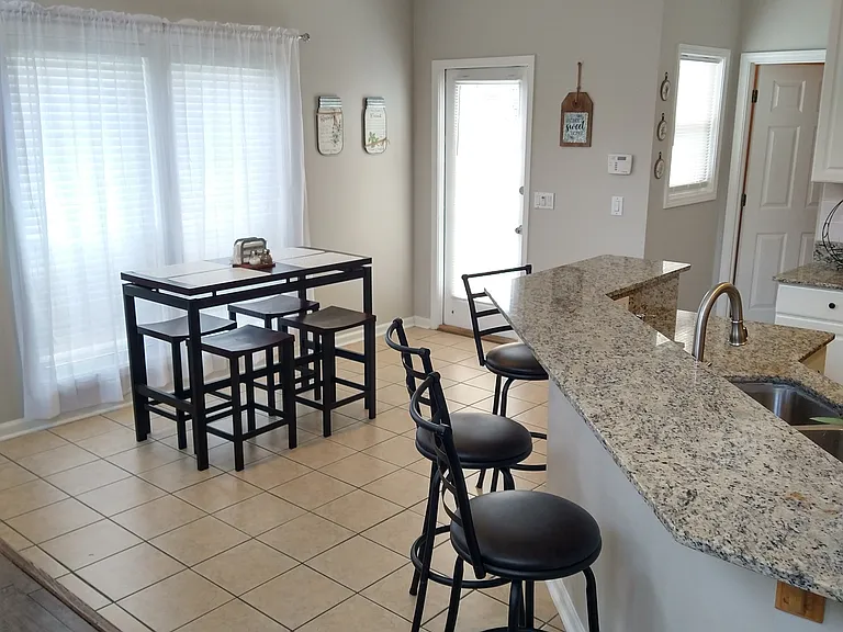 1467 Chamirey Dr SW — Photo 67